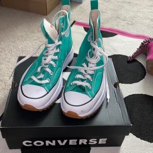 Converse Platforms sneakers ☘️